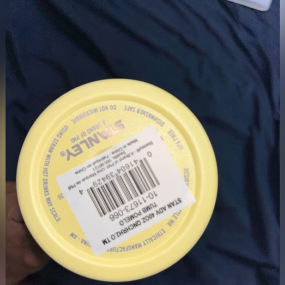 40oz Stanley cup - Picture 5 of 5